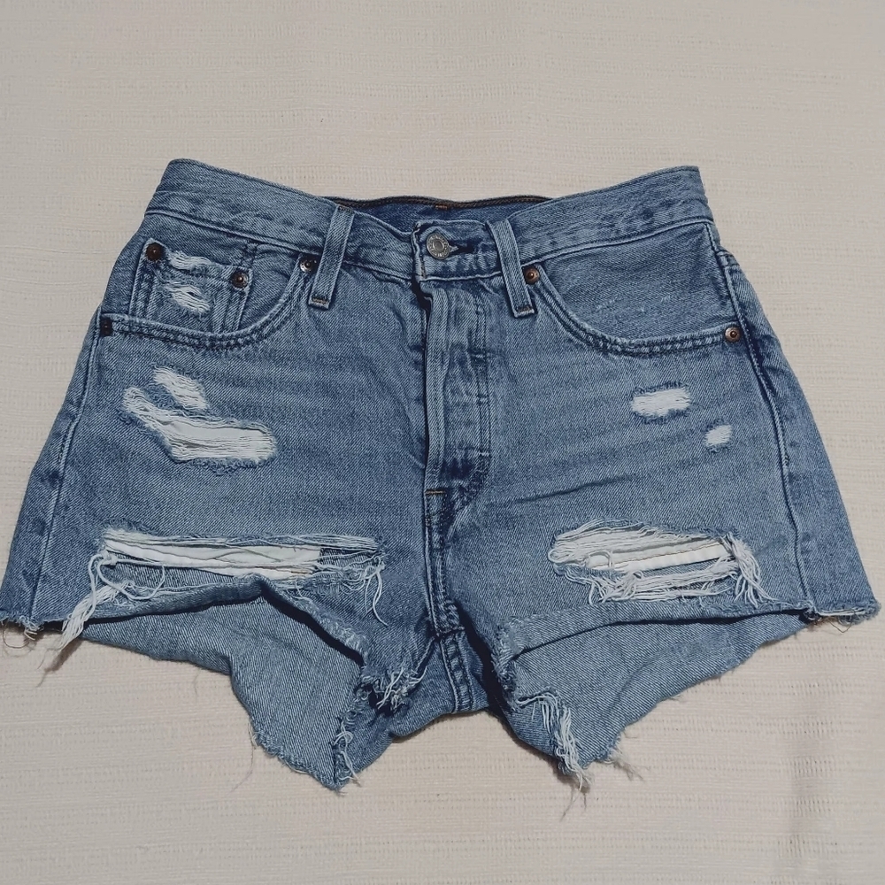 Levi's 501 High Rise, Distressed, Cut Off,Clasic 5 Pockets Jean Shorts Size 25